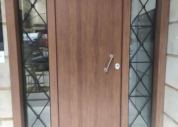 Skg Luxury سالونيك